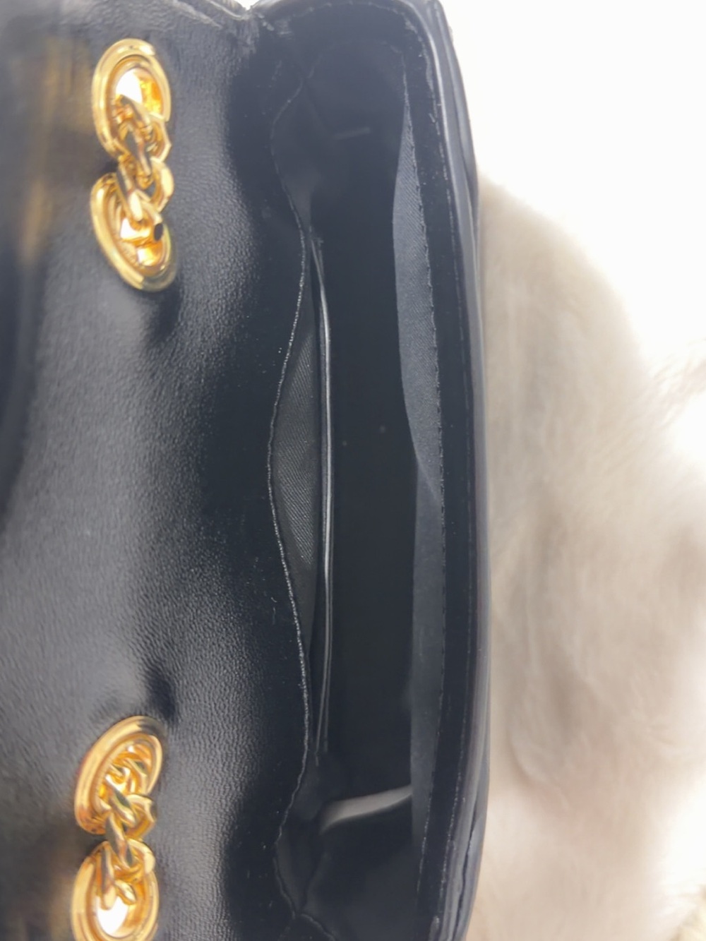 Marc Jacobs Black Mini Crossbody with Gold Chain - Picture 4 of 6